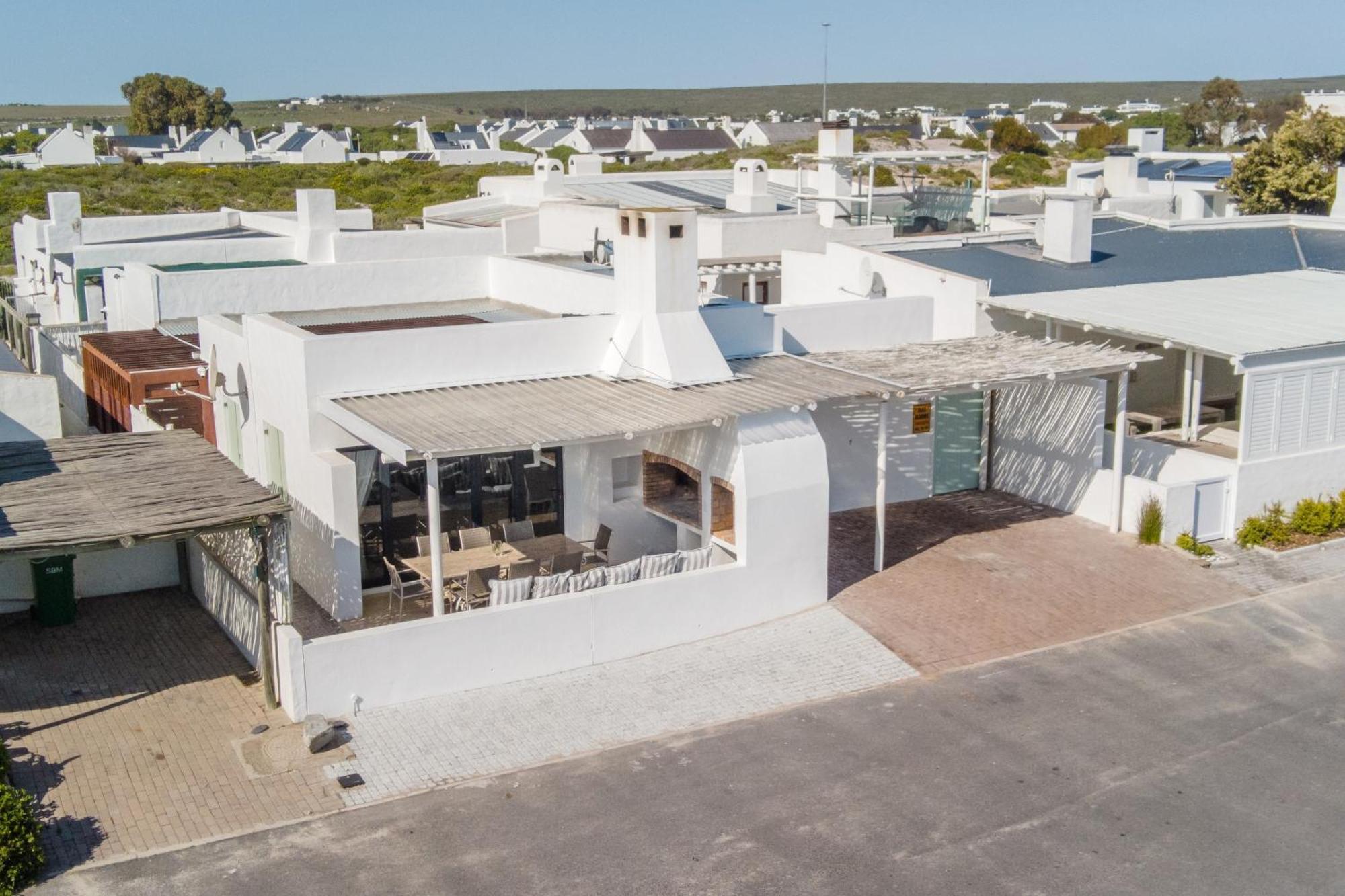 Over The Moon Paternoster Esterno foto